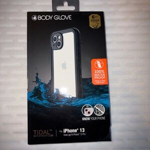 Body Glove Black and White Tidal Case for iPhone 13